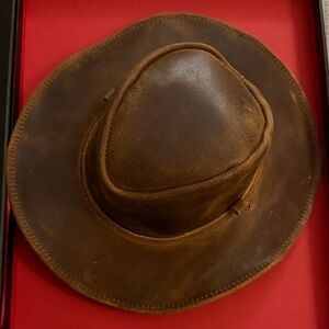 NWOT Men's Classic Brown Leather Hat